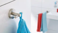 Garderobenhaken Tesa Moon, Befestigung Ohne Bohren, Inkl. Klebelösung, Ablösbar, Edelstahloptik -Geschäft Für Reinigungs- Und Hygieneprodukte garderobenhaken tesa moon befestigung ohne bohren inkl klebeloesung abloesbar edelstahloptik img SI 659323 O