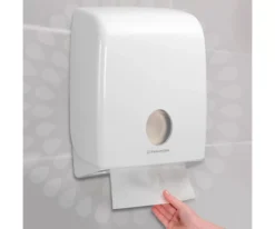 Kleenex® Ultra™ Papierhandtücher 6710, 3-lagig, Weiß, 31,8 X 21,5 Cm, Interfold-Faltung, 15 Packungen á 96 Tücher -Geschäft Für Reinigungs- Und Hygieneprodukte kleenex ultra papierhandtuecher 6710 3 lagig weiss 31 8 x 21 5 cm interfold faltung 15 packungen a 96 tuecher img SI 133749 E A8